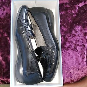 Dempsey Black faux Patent Leather loafers